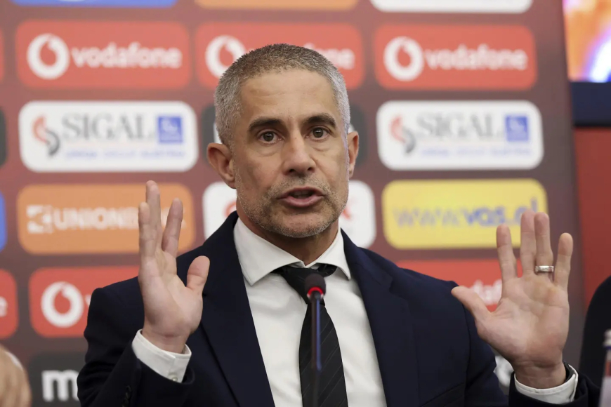 Sylvinho konfirmon dy ndryshime në formacion ndaj Spanjës