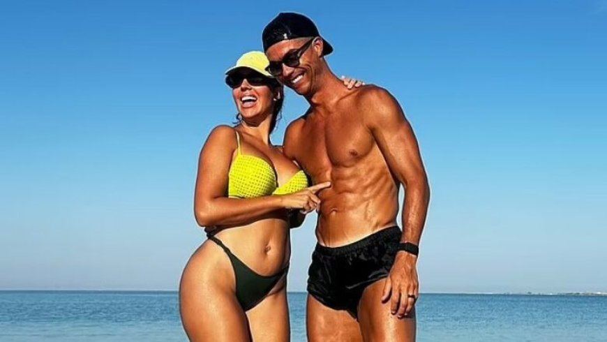 Cristiano Ronaldo dhe Georgina Rodriguez ndajnë fotografi të mrekullueshme nga pushimet luksoze në Arabinë Saudite